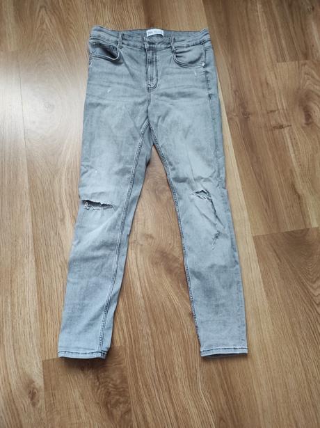 Dámske rifle potrhané, zara,40