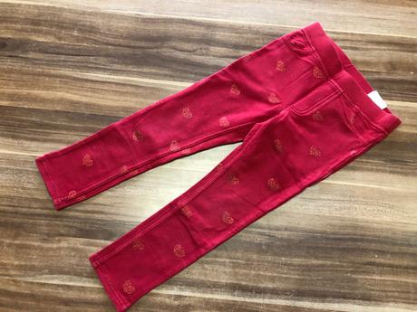 Dzeginsy a svetrik, 110