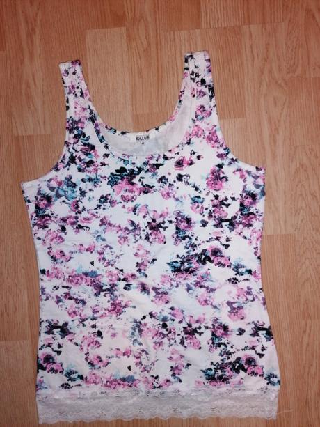 Tielka rôznych farieb 7 ks, s