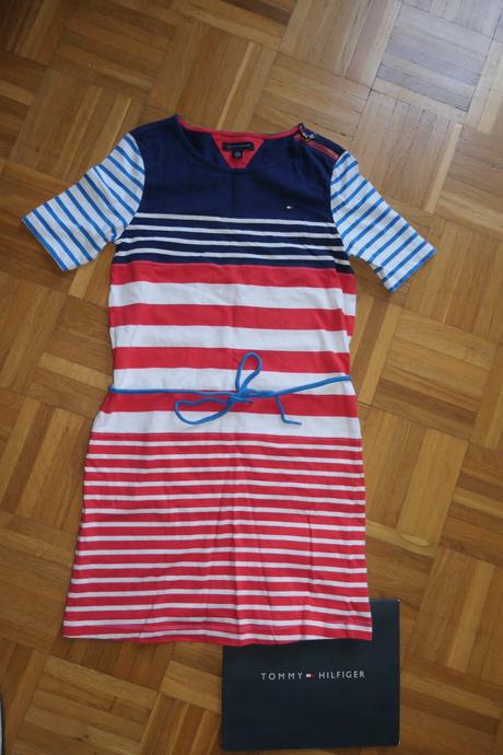 Tommy hilfiger original dievcenske super saty 12r., tommy hilfiger,146