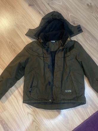 Zimna vetrovka, alive,134