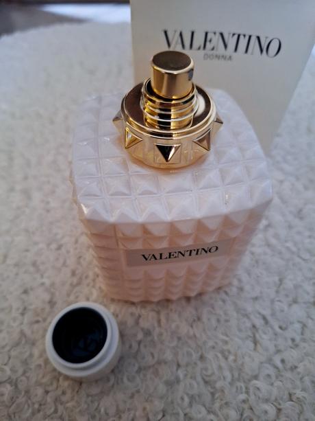 Parfém valentino born in roma ivory, 