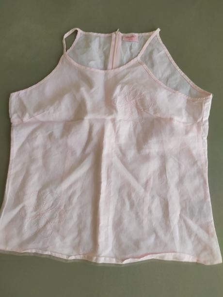 C 48 lanovy  topik pekny vysivany bol len na figur, l