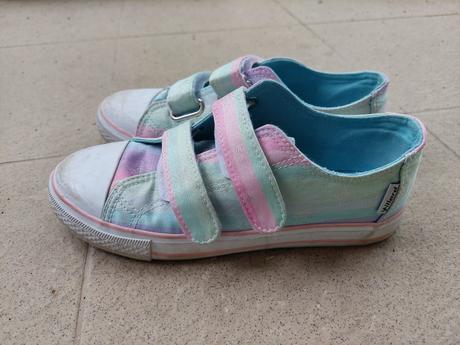 Plátené tenisky, 35