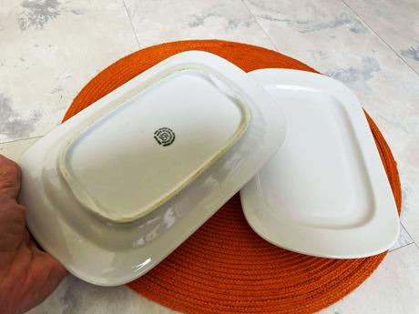 Stará porcelánová servírovacia misa,
