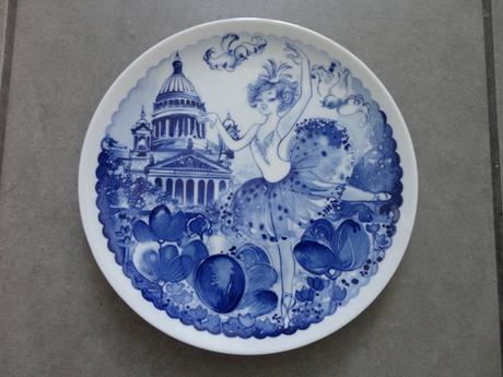Porcelánové taniere rusia - závesné, dekoračné,
