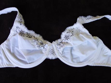 Podprsenka triumph minimizer, veľ. 75c, triumph,75c