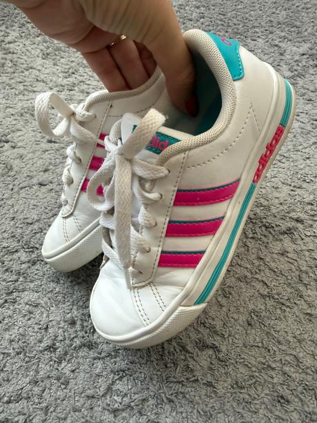 Biele tenisky adidas v.31, adidas,31