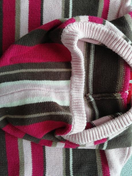 Dievčenský pulóver s kapucňou., 140