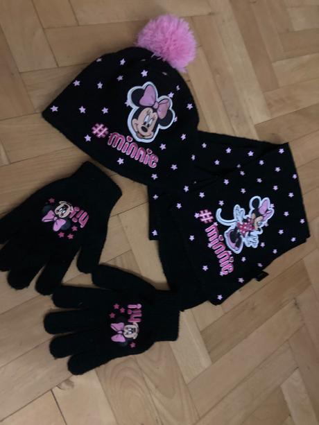 Čiapka a šál, disney,98