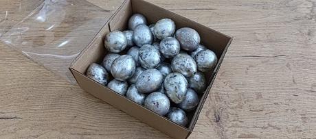 Dekoračné vajíčka - strieborné - plast - 35 mm, 