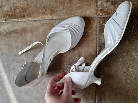 Elegantne sandale aj na 1.sv.prijimanie, 37