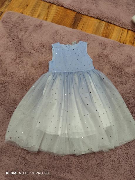 Krásne hviezdičkové šaty, gate,116