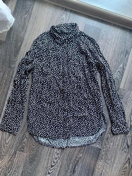 Kvietkovaná čierno-biela košeľa reserved, reserved,s