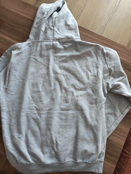 2 mikiny pre fesaka, 158