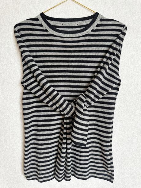 Značkový kvalitný pulovrík s panenskou vlnou, s