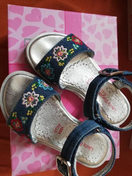 Sandálky laura biagiotti, 25