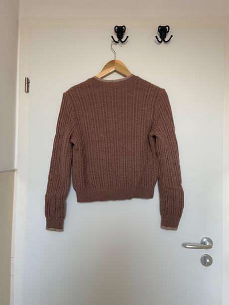 Vlnený štrikovaný sveter, xs
