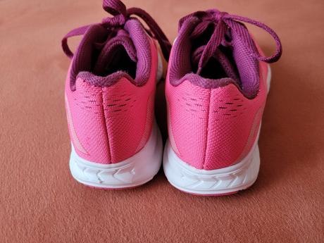 Tenisky pro touch, 34