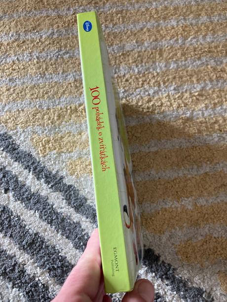 100 pohádek o zvířátkách walt disney, 