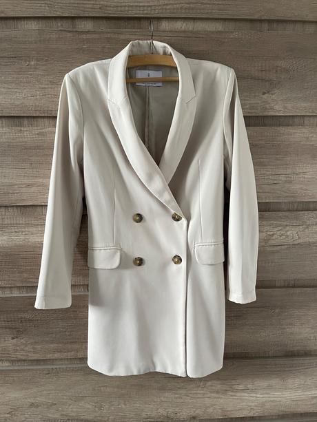 Predĺžené sako, stradivarius,m