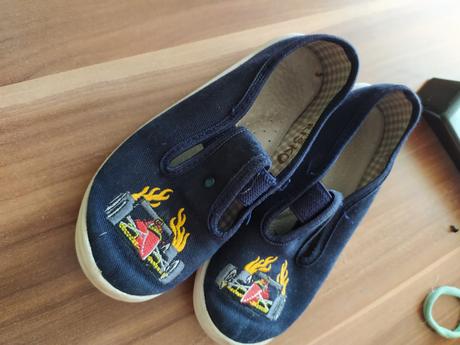 Papučky nazo, nazo,28