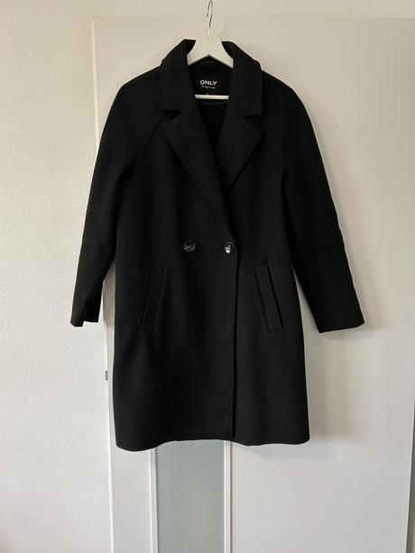 Kabát, only,s