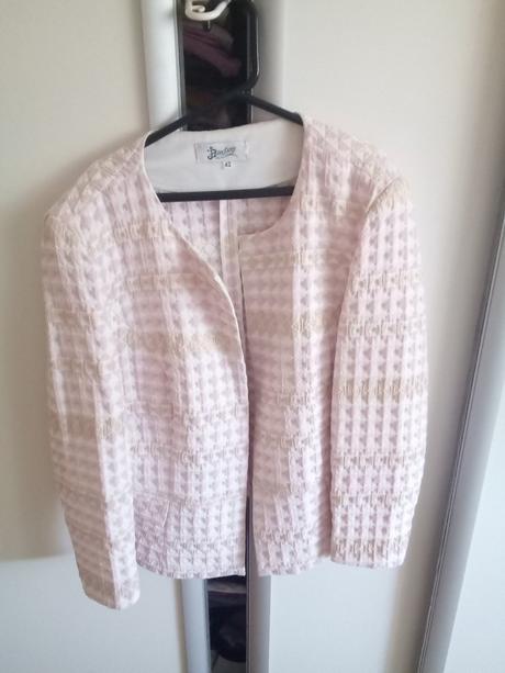 Elegantné sako, 42