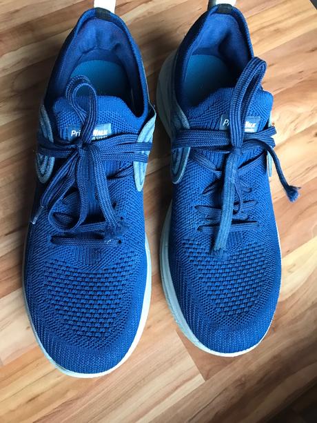 Ľahučké tenisky, 41