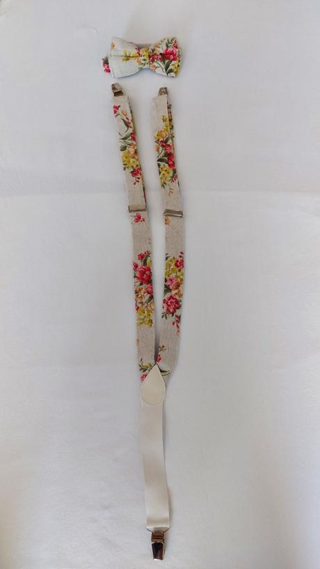 Kvetové traky a motýlik pre chlapca, 