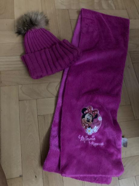 Čiapka a šál, disney,98