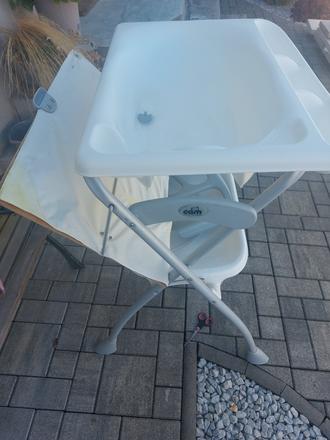 Vanička so stojanom cam, 