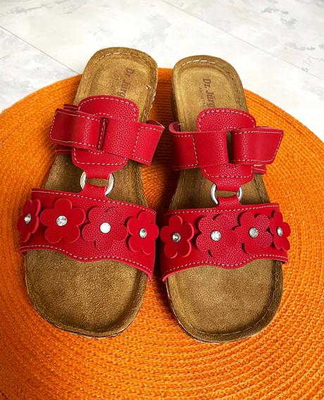 Pohodlné šlapky na klinovom podpätku, 38