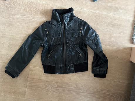 Koženka, zara,116