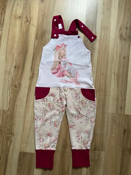 Rastuce trakace s jednorozcom, c.104/116, 104