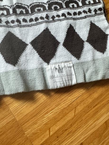 Elodie details deka, 