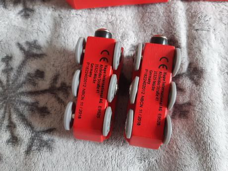 Dreveny vlacik hape,