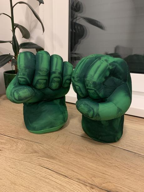 Rukavice hulk, 