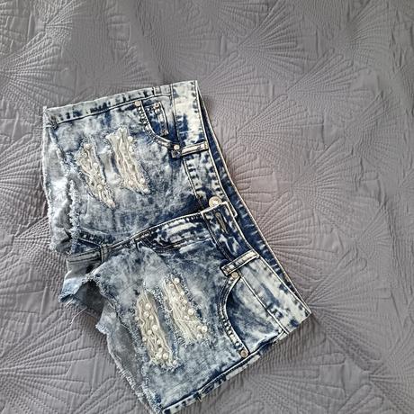 Nádherné riflové kraťasy, s