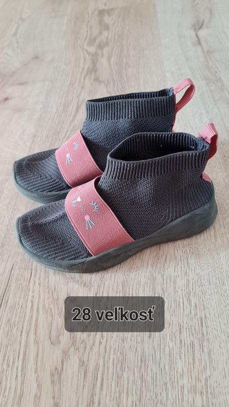 Topánky od 19-29, 24