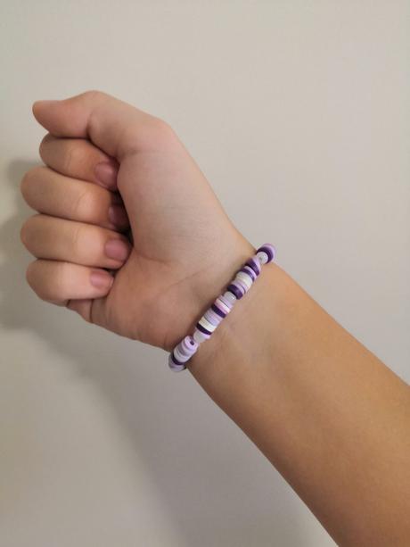 Ručne vyrobený náramok, 