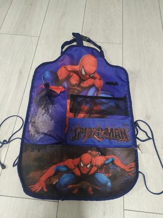 Chránič sedadla v aute,