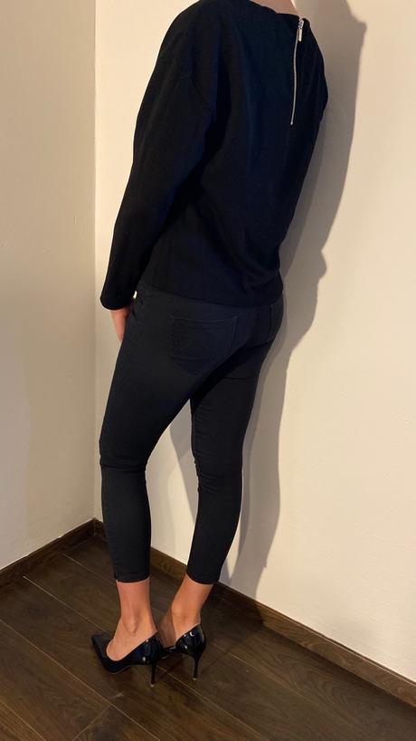 Čierne hrubé moderné h&m tričko so zipsom, h&m,s