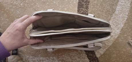 Kabelka, david jones