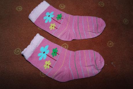 Dievčenské ponožky, 25