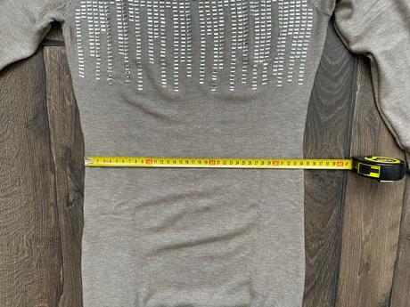 Predĺžený svetrík, 