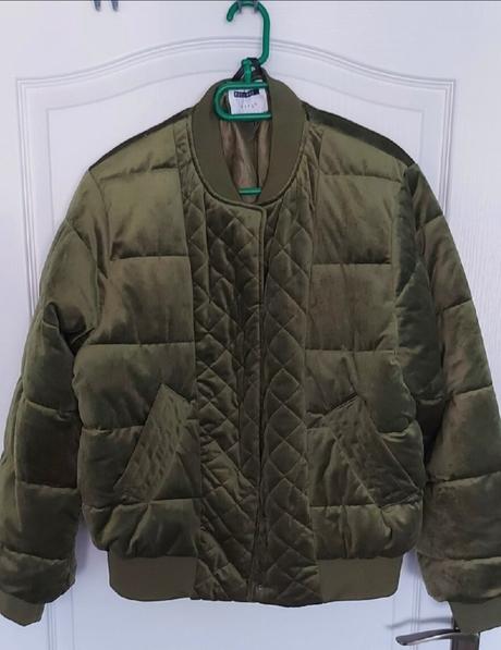 Prechodna bomberka, l