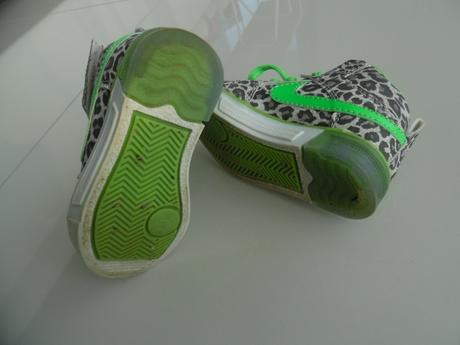 Vyššie prechodné botasky, 23