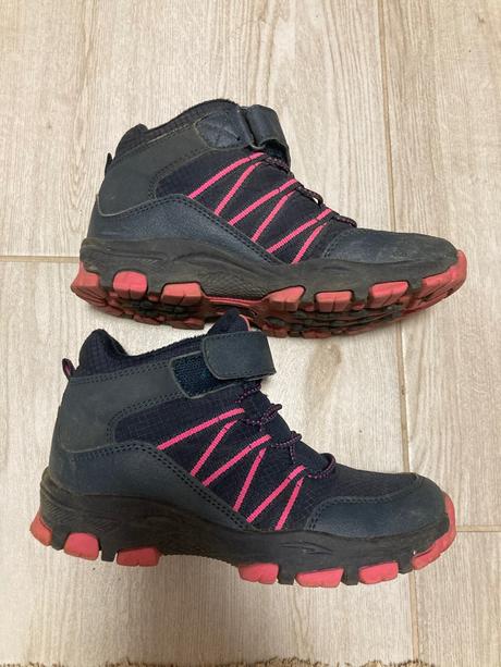 Turistické tenisky vysoké, 31