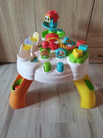 Interaktívny hrací stolík clementoni,